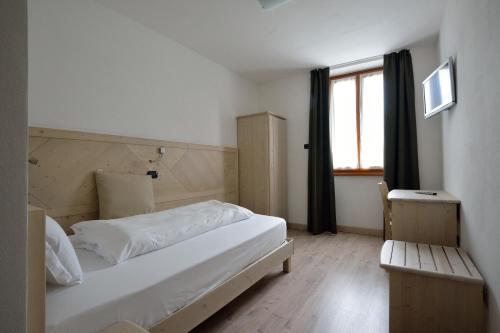 1 twin bed