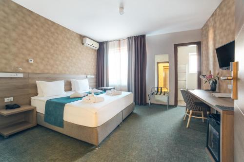 Garni Hotel Mint - image 9