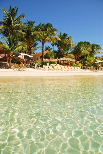 Strand, Mayan Princess Beach & Dive Resort in West Bay