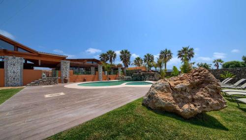 Apartamentos Turisticos Bahia De Trafalgar Apartamentos Turisticos Bahia De Trafalgar