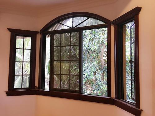 Spinning Cat Hostel in Bohol