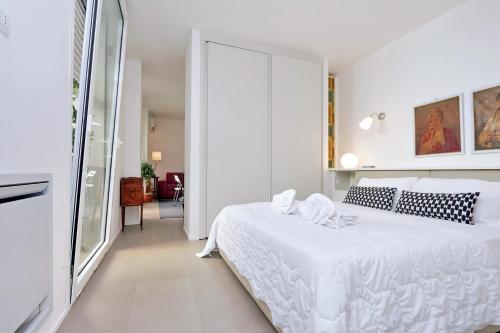 Piazza del Popolo Apartment - image 3