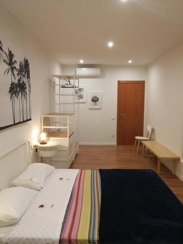 Central and Basic Universitat for YOUNG HOSTEL, Barcelone (photo 11)