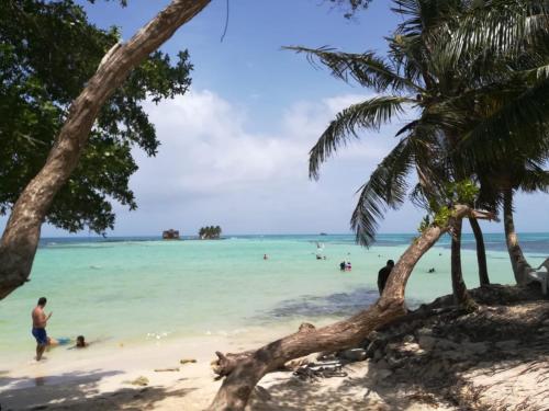 Rocky Cay Lodging