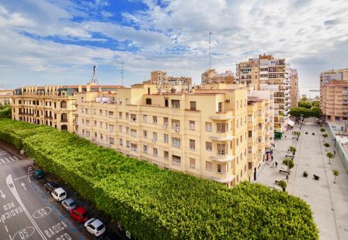 Malaga Plaza de Torros Apartment by Rafleys - image 12