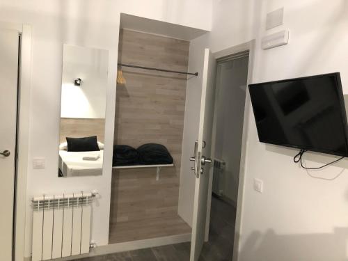Hostal Rias Bajas Room Type - Twin Room with Private Bathroom