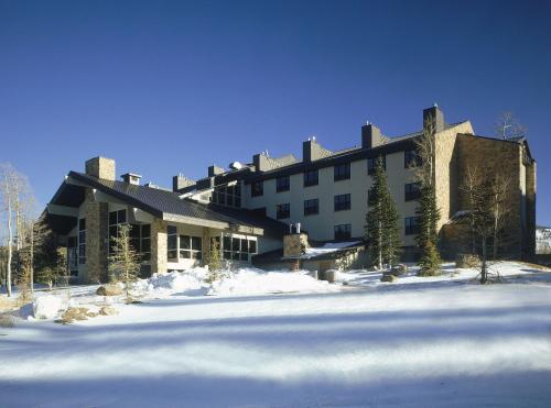 Cedar Breaks Lodge - Accommodation - Brian Head