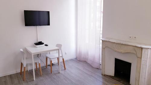 Cosy central studio Nice Rossini large balcony AC, Nice (photo 10)