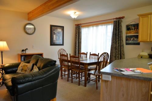 Red Lodge Retreat In Red Lodge Mt Reviews Prices Planet Of