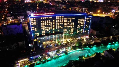 Hotels Near Dujiangyan Jiahao Ophthalmic Hospital Chengdu - 