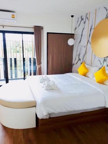La La Moon Krabi Poshtel'n' Pool – Krabi, CO