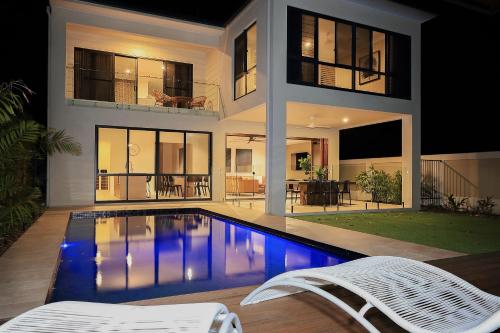 ESPRIT 11 Luxury Retreat