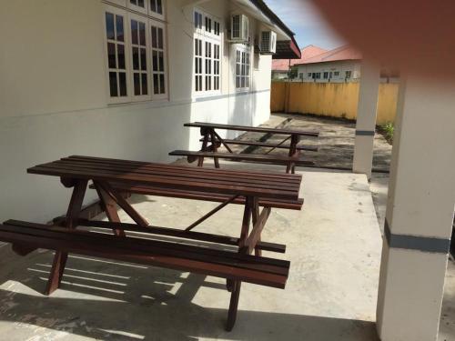 B&B Lumut - The Garden Vacation Home - Bed and Breakfast Lumut