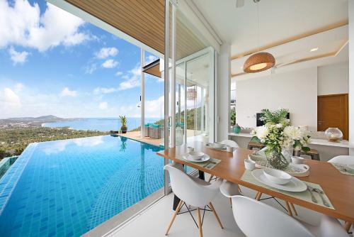 Stunning Blue Sea Villa 3BDRM Infinity Pool