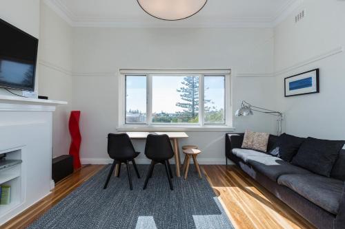 Cottesloe Beach Deluxe Apartment