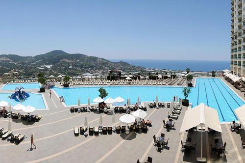  Two-Bedroom Apartment in Goldcity 5-stars Hotel in Kargıcak