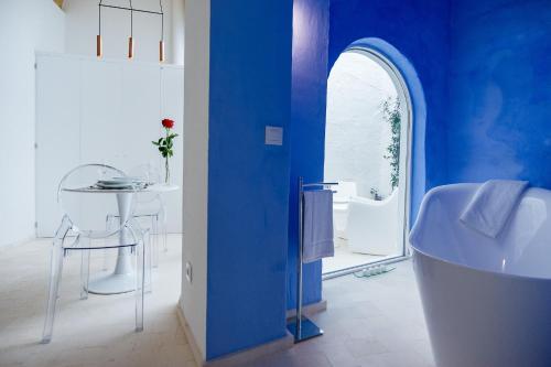 Divina Suites Hotel Singular -Adults Only - image 3