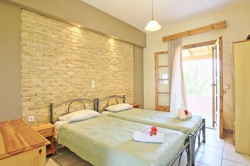 Amarylis Apartment - image 2