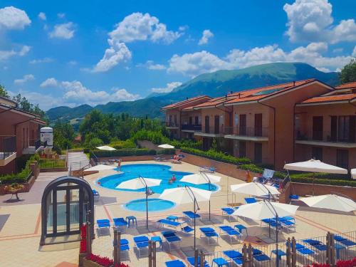  Apartment with swimming pool thermal water Turkish steam bath massages, Pension in Sarnano bei San Girolamo di Sopra