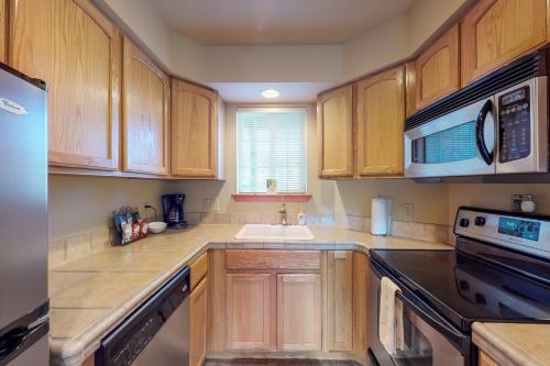 Aspen Suites 505: Enchantment Abode - image 6
