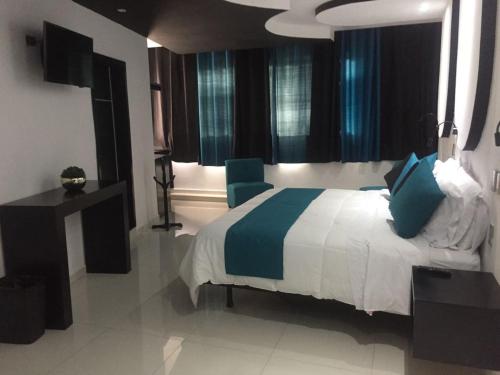 Hotel Dluxe and Suites