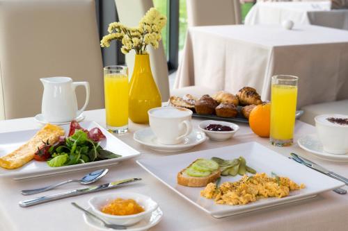 Hotel Albergo Villa Marta - image 9