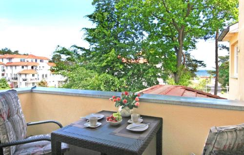 Two-Bedroom Apartment with Balcony and Sea View