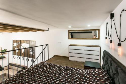 Two level apartment Odessa for 4