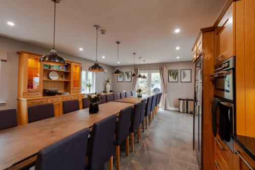 Four Winds,Kinsale Town,Exquisite holiday homes,sleeps 26 in Mallow