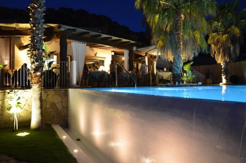 Boutique Hotel Su Sergenti - 수영장