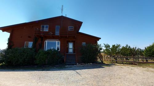 Juniper Ridge 5 BR Family Cabin - main image