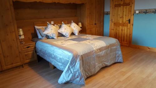 1 queen bed
