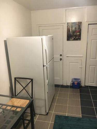 GORGEOUS HOUSE NEXT JHU in Charles Village