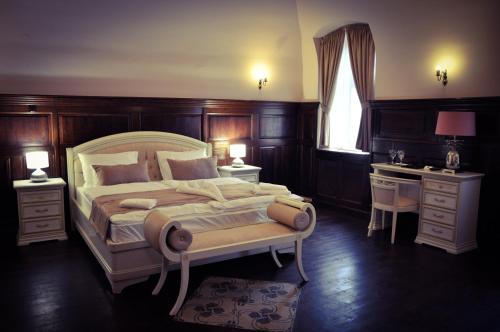Belga Boutique Hotel - image 8