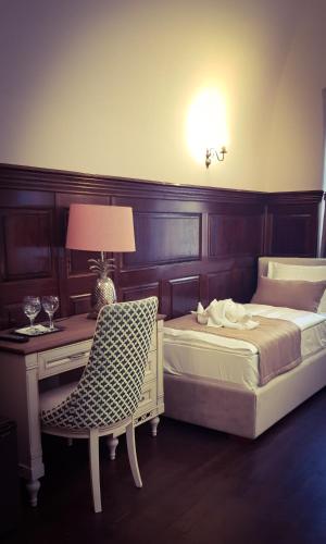 Belga Boutique Hotel - image 11