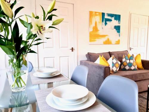 บริการและสิ่งอำนวยความสะดวก, South Calder House in โคลต์เนส