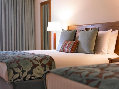 Garryvoe Hotel Garryvoe Hotel is a popular choice amongst travelers in Castlemartyr, whether exploring or just passing through. The property features a wide range of facilities to make your stay a pleasant experienc