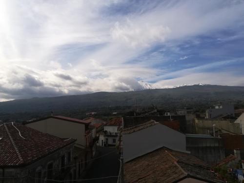  Corner house, Pension in Linguaglossa bei Passopisciaro