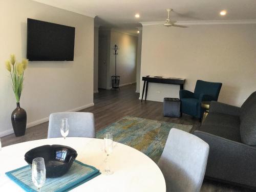 Tic Tac Toe Quality Accommodation in 阿米代爾