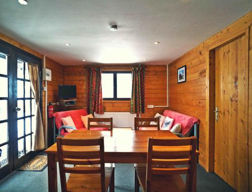 La Coterie Lodges in Chasseneuil
