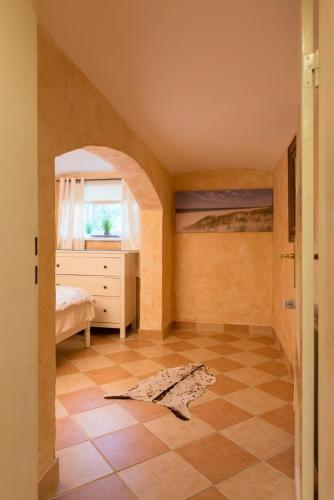 Apartment with Sea View image 9