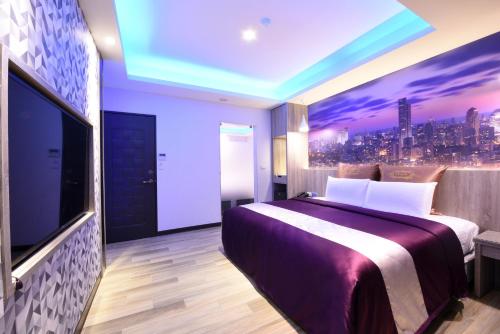 Meng Hsiang Motel in Pingzhen District