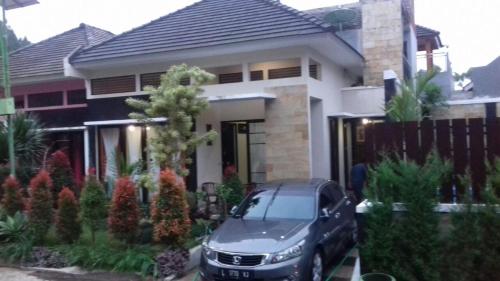 Villa FLAVA, The Kusuma Pinus M41 Jalan Abdul Gani Atas