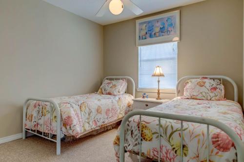 Little Grand Hotel - image 8