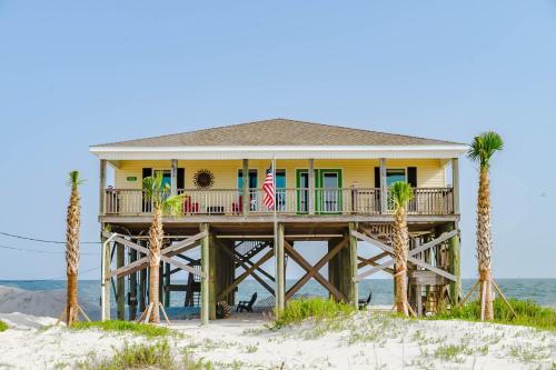 A Wave From It All in Dauphin Island, USA