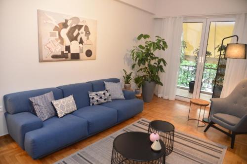 Athens Destination: a home away from home, Ateny