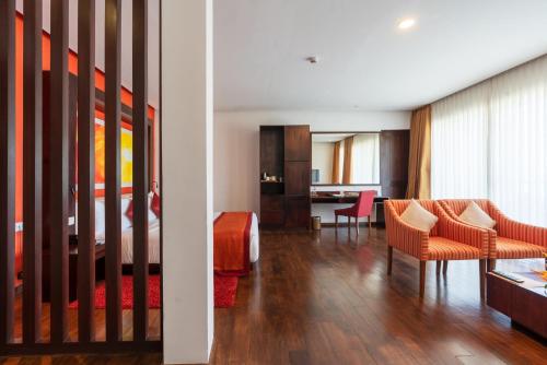 บริการและสิ่งอำนวยความสะดวก, ซิตรัส วาสกาดูว่า (Citrus Waskaduwa) in วัดดูวา