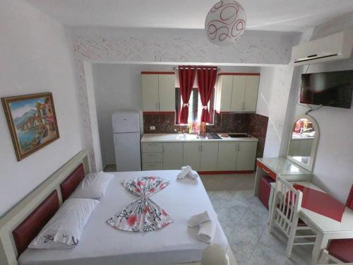 Poseidon Family Hotel Ksamil – Ksamil, OR
