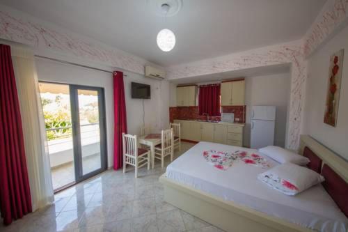 Poseidon Hotel - image 12