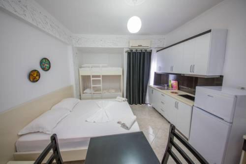 Poseidon Hotel - image 4